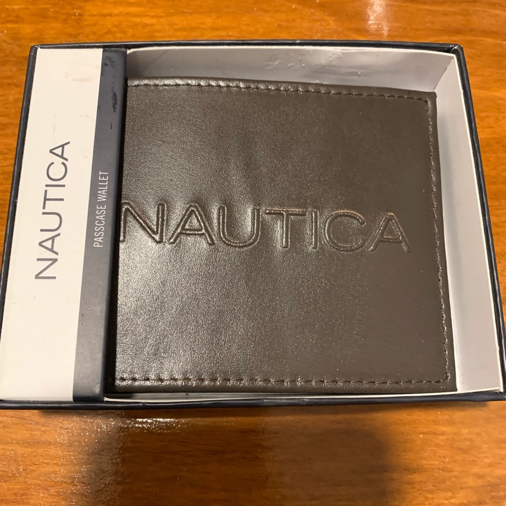 Nautica Bi-Fold Leather Wallet